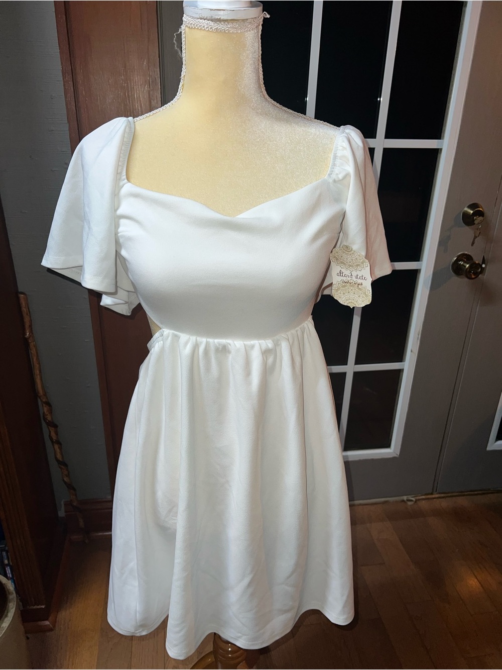 Altar'd State White Sweetheart Mini Dress with slit sides tie back Large NWT